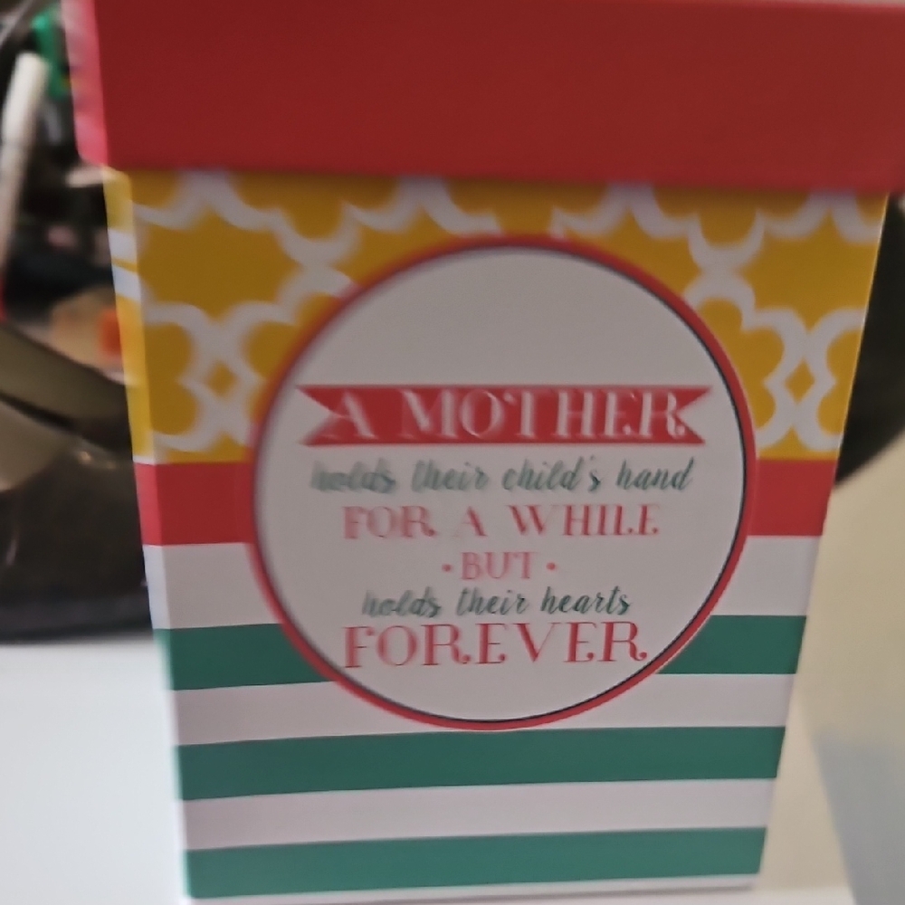 Vibrant Mother's Day Gift Box With Ceramic Latte Mug 18oz.